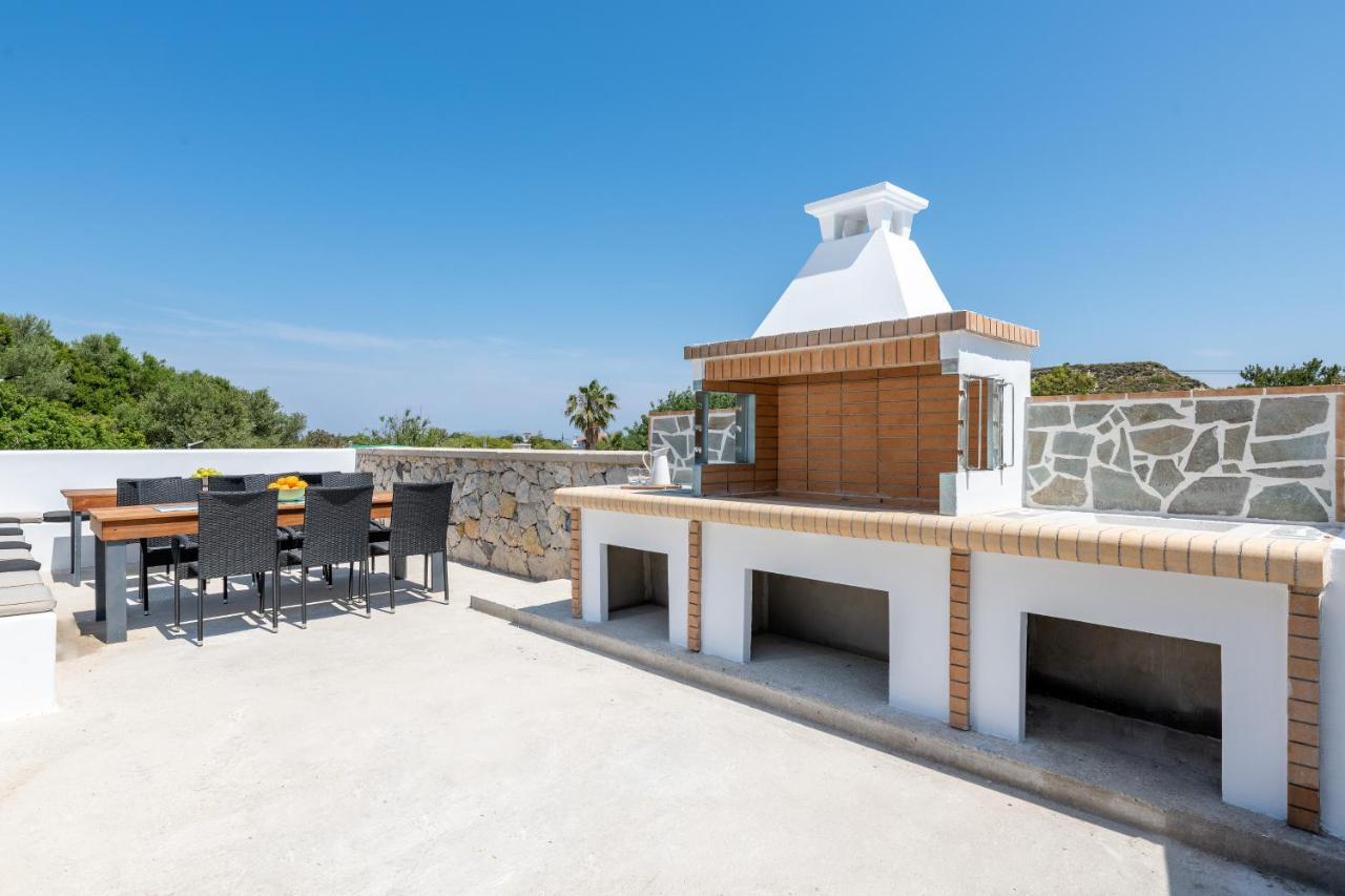 Villa Divina Kremastí Exterior foto
